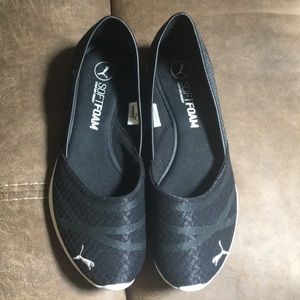 Women’s Puma shoes